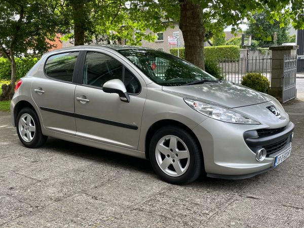 Peugeot 207 Hatchback, Petrol, 2007, Silver