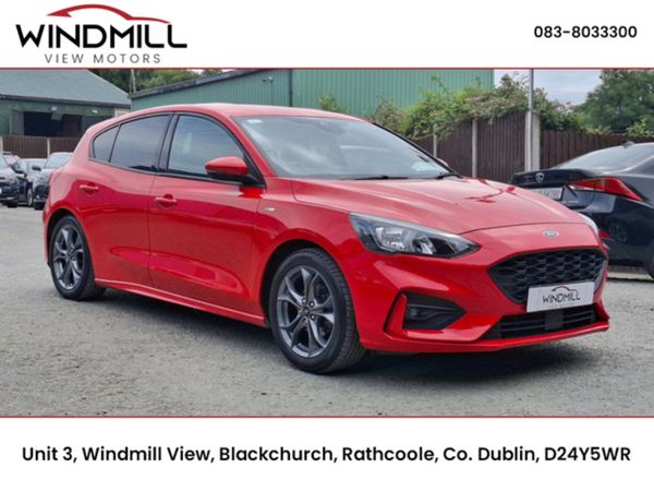 Ford Focus Hatchback, Petrol, 2019, Red