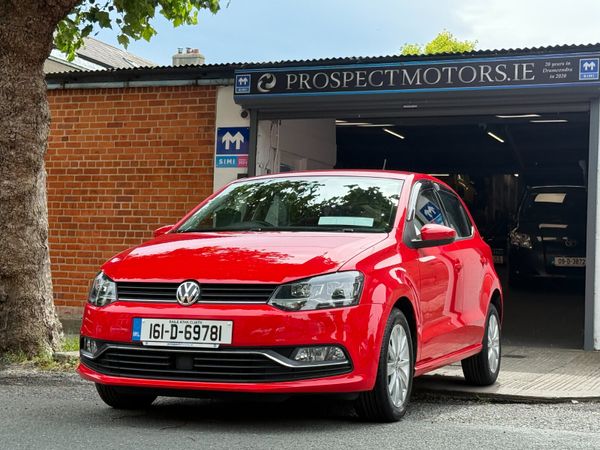 Volkswagen Polo Hatchback, Petrol, 2016, Red
