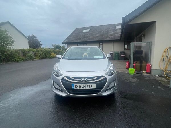 Hyundai i30 Hatchback, Diesel, 2012, Silver