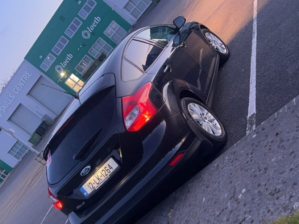 Ford Focus Hatchback, Diesel, 2012, Black