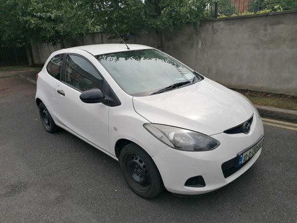 Mazda Mazda2 Hatchback, Petrol, 2010, White