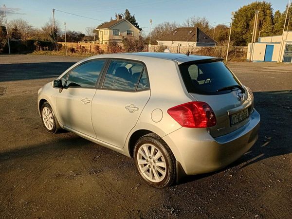 Toyota Auris Hatchback, Petrol, 2007, Silver