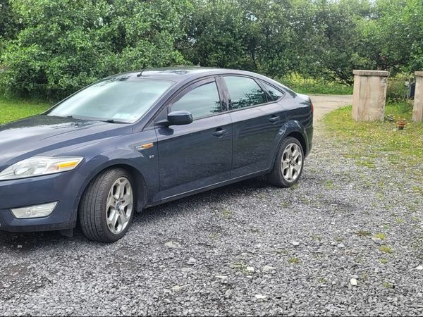 Ford Mondeo Hatchback, Diesel, 2010, Grey