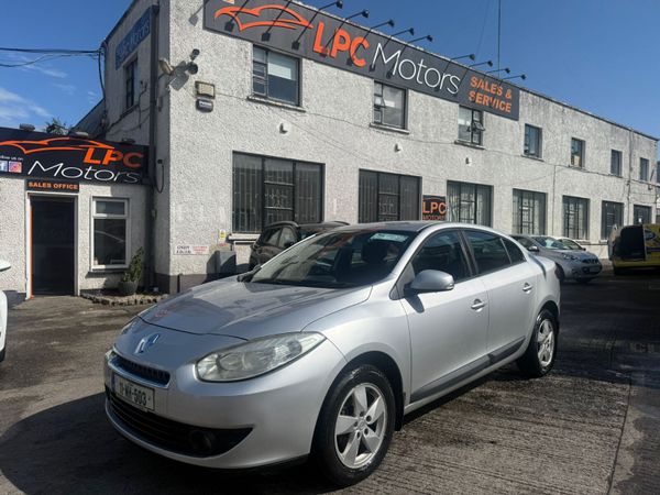 Renault Fluence Saloon, Diesel, 2011, Silver