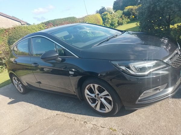 Opel Astra Hatchback, Diesel, 2016, Black