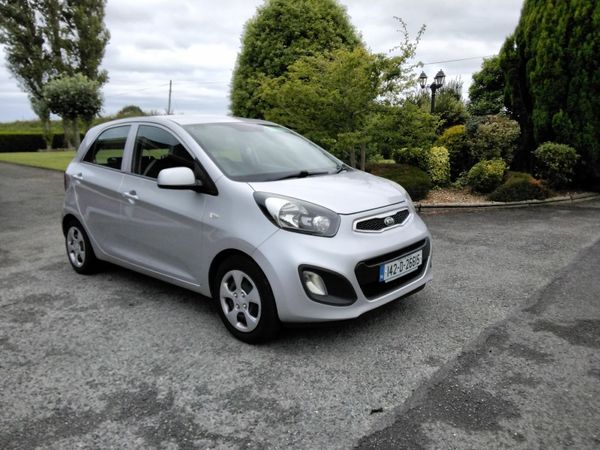 Kia Picanto Hatchback, Petrol, 2014, Silver