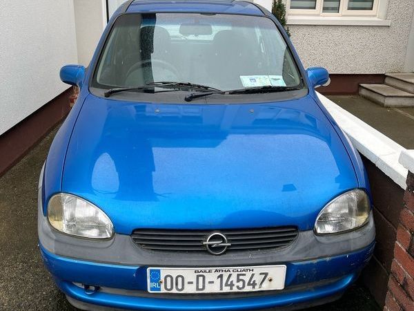 Opel Corsa Hatchback, Petrol, 2000, Blue