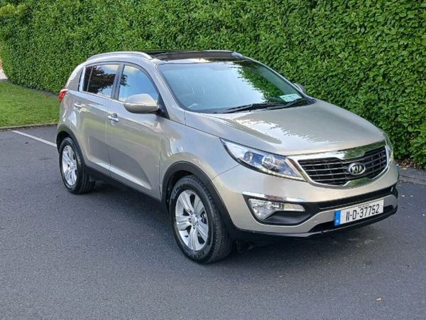 Kia Sportage SUV, Diesel, 2011, Silver