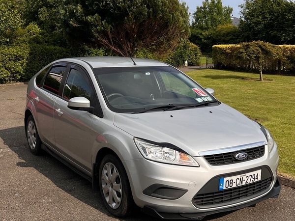 Ford Focus Hatchback, Petrol, 2008, Silver