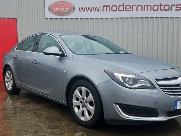 Vauxhall Insignia Hatchback, Diesel, 2015, Grey