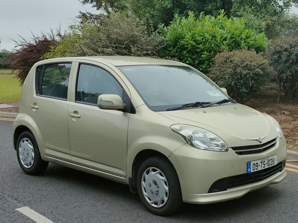 Perodua Myvi Hatchback, Petrol, 2009, Gold