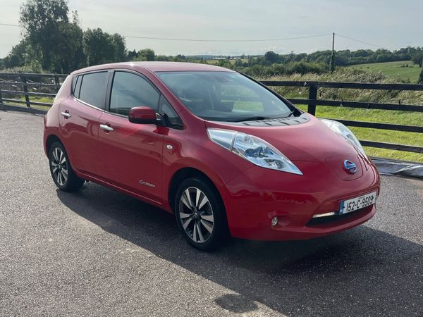 Nissan Leaf Hatchback, Electric, 2015, Red