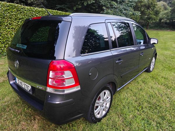 Vauxhall Zafira MPV, Diesel, 2012, Grey