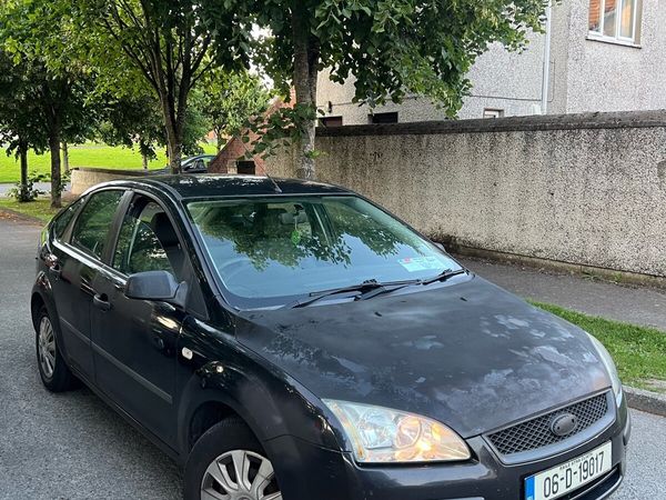 Ford Focus Hatchback, Petrol, 2006, Black