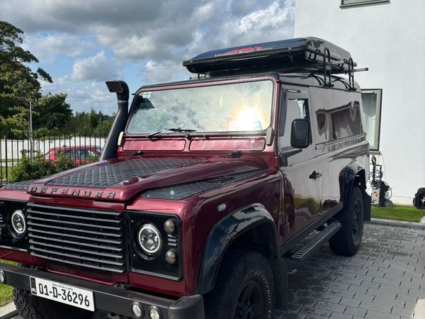Land Rover Defender SUV, Diesel, 2001, Red