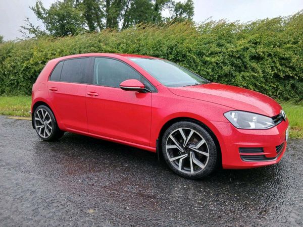 Volkswagen Golf Hatchback, Diesel, 2014, Red