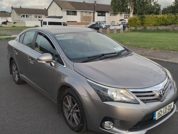 Toyota Avensis Saloon, Diesel, 2015, Bronze