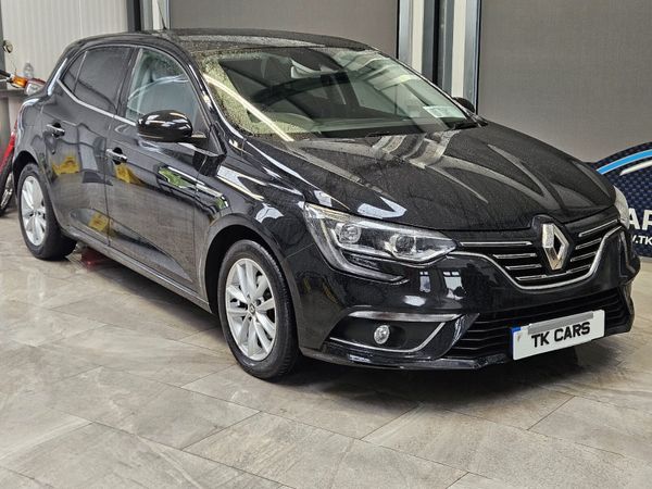 Renault Megane Hatchback, Diesel, 2017, Black