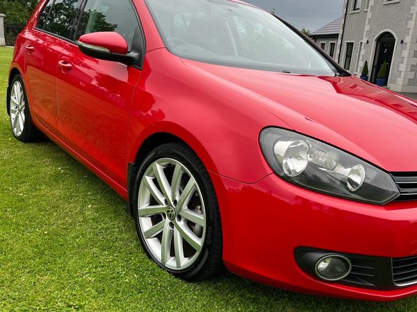 Volkswagen Golf Hatchback, Diesel, 2011, Red