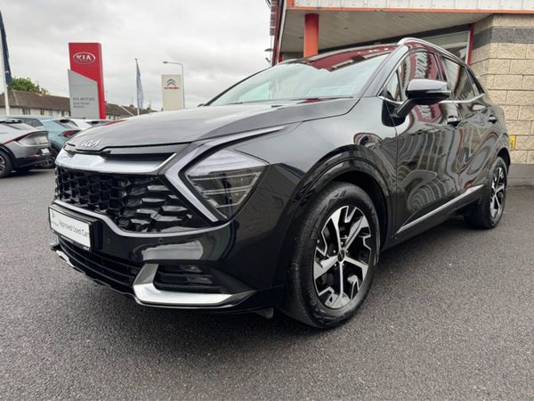 Kia Sportage MPV, Diesel, 2022, Black