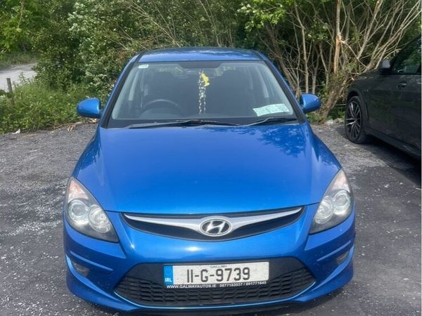 Hyundai i30 Hatchback, Petrol, 2011, Blue