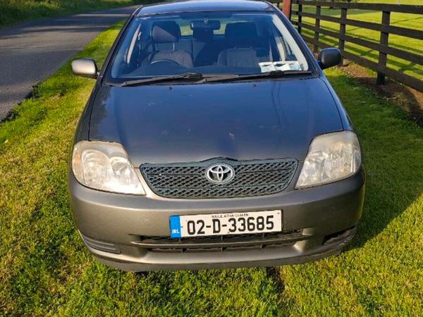 Toyota Corolla Saloon, Petrol, 2002, Grey