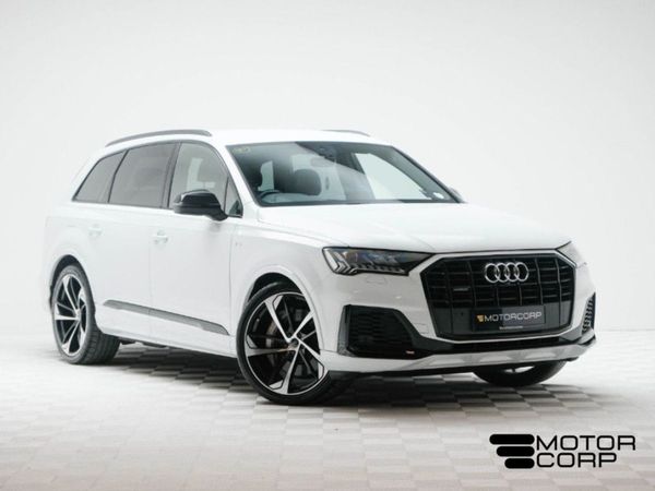 Audi Q7 SUV, Hybrid, 2021, White