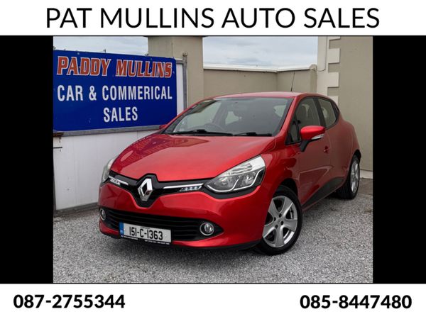 Renault Clio Hatchback, Petrol, 2015, Red