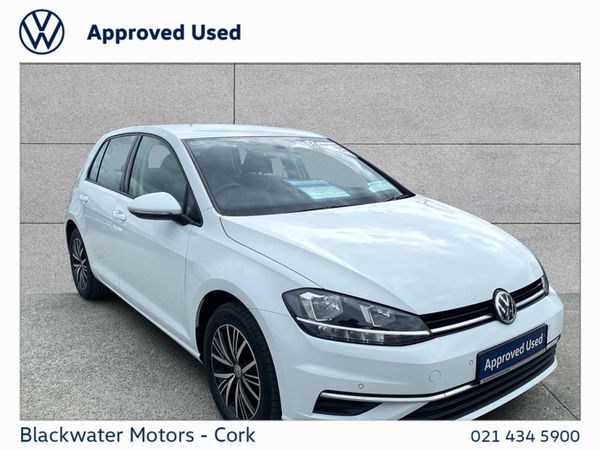 Volkswagen Golf Hatchback, Petrol, 2019, White