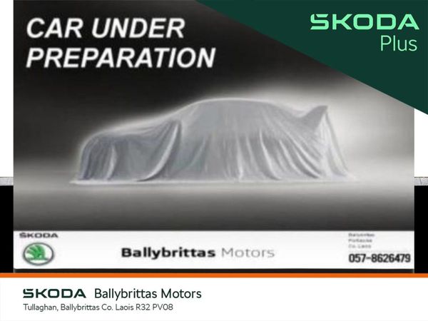 Skoda Fabia Hatchback, Petrol, 2023, White