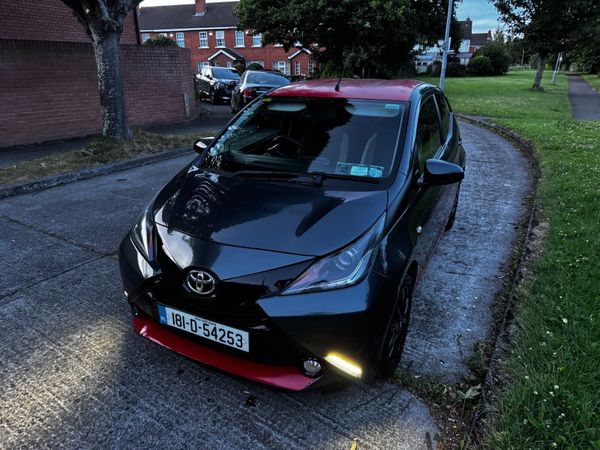 Toyota Aygo Hatchback, Petrol, 2018, Grey