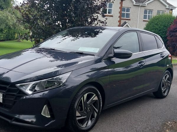 Hyundai i20 Hatchback, Petrol, 2021, Grey