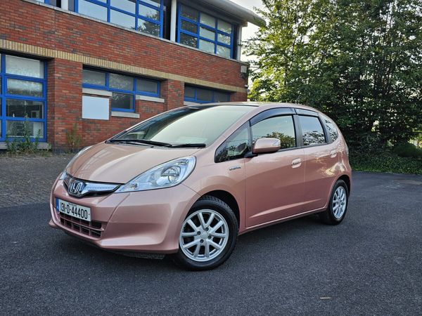 Honda Fit Hatchback, Petrol Hybrid, 2013, Pink