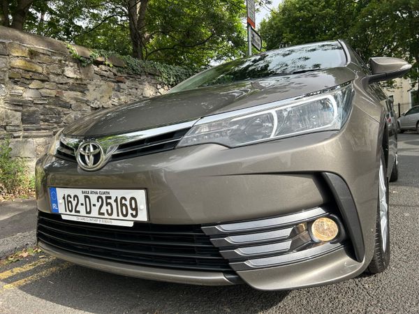Toyota Corolla Saloon, Petrol, 2016, Grey