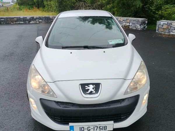 Peugeot 308 Hatchback, Diesel, 2010, White