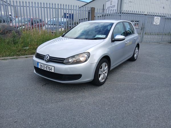 Volkswagen Golf Hatchback, Petrol, 2009, Silver