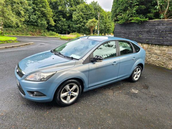 Ford Focus Hatchback, Petrol, 2008, Grey