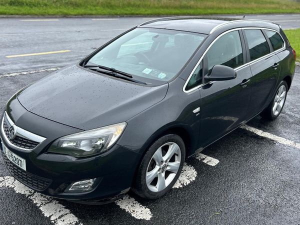 Vauxhall Astra Estate, Diesel, 2012, Black
