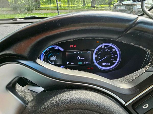 Kia Niro SUV, Petrol Hybrid, 2019, Grey
