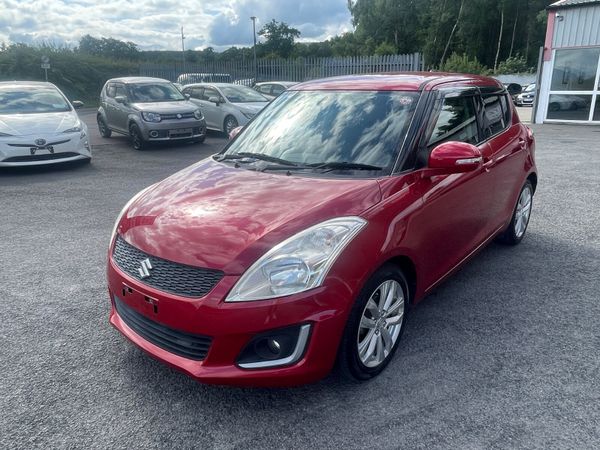 Suzuki Swift Hatchback, Petrol, 2014, Red