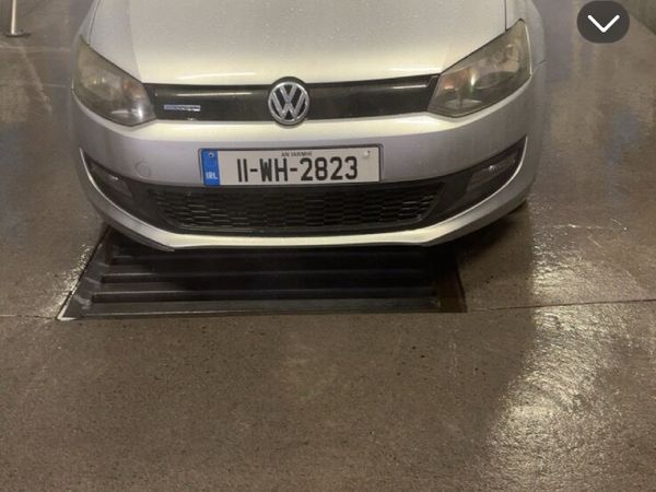 Volkswagen Polo Hatchback, Diesel, 2011, Silver