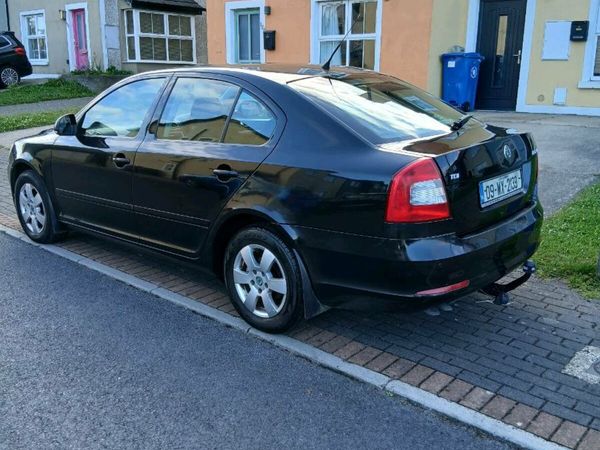 Skoda Octavia Hatchback, Diesel, 2009, Black