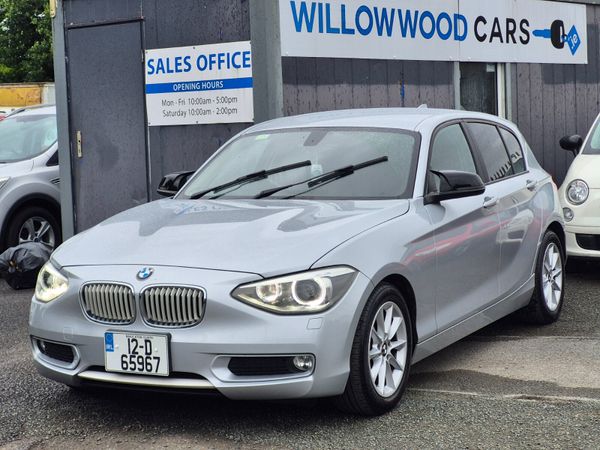 BMW 1-Series Hatchback, Petrol, 2012, Silver