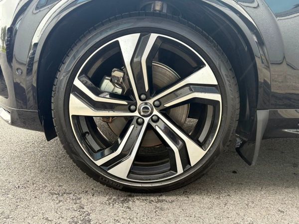 Volvo XC90 SUV, Petrol Plug-in Hybrid, 2024, Black