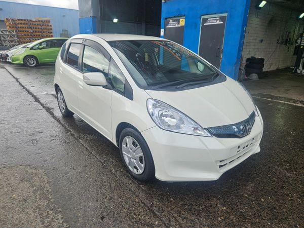 Honda Fit Hatchback, Petrol Hybrid, 2012, White