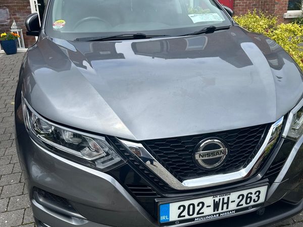 Nissan Qashqai MPV, Petrol, 2020, Grey