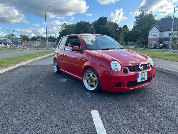 Volkswagen Lupo Hatchback, Petrol, 2004, Red