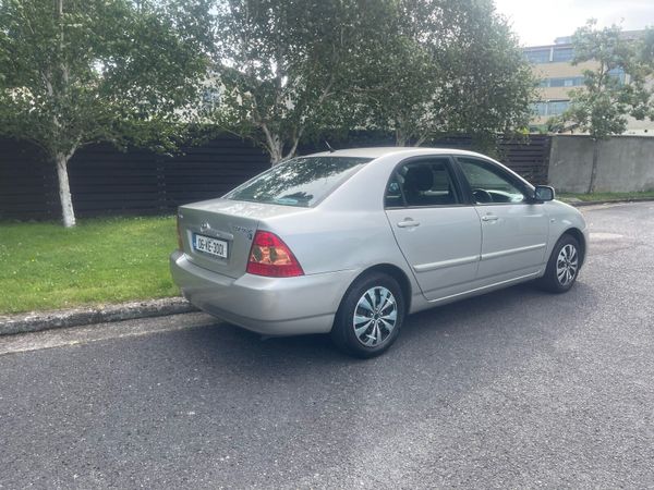 Toyota Corolla Saloon, Petrol, 2006, Silver