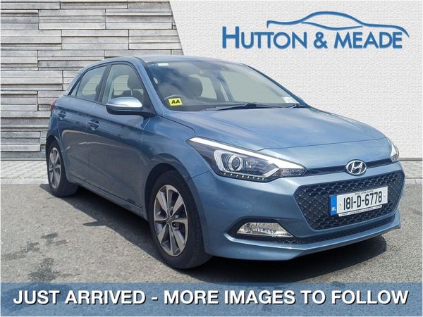 Hyundai i20 Hatchback, Petrol, 2018, Blue